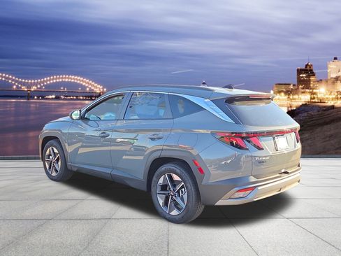 New 2026 Hyundai Tucson SEL image 3