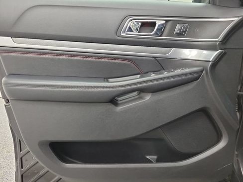 Used 2017 Ford Explorer Sport AWD/4WD image 19