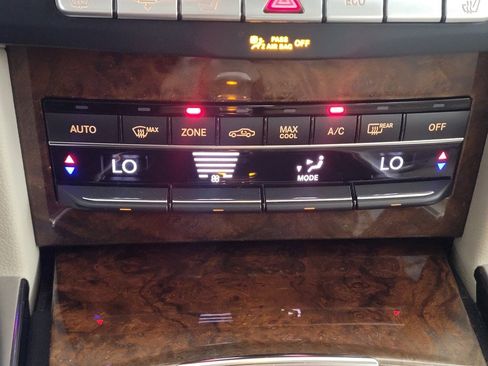 Used 2014 Mercedes-Benz E 350 Sedan image 26