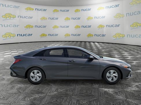 New 2026 Hyundai Elantra SE FWD image 7