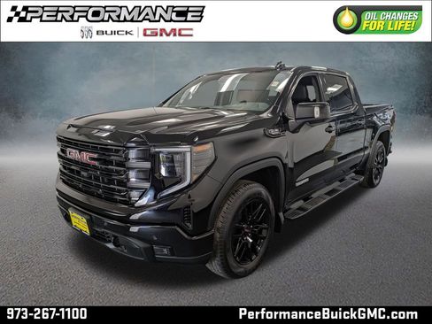 Used 2024 GMC Sierra 1500 Elevation w/ Elevation Premium Package AWD/4WD image 1