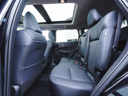New 2026 Mitsubishi Outlander SEL FWD image 34