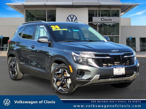 Used 2024 Kia Seltos EX AWD/4WD image 1