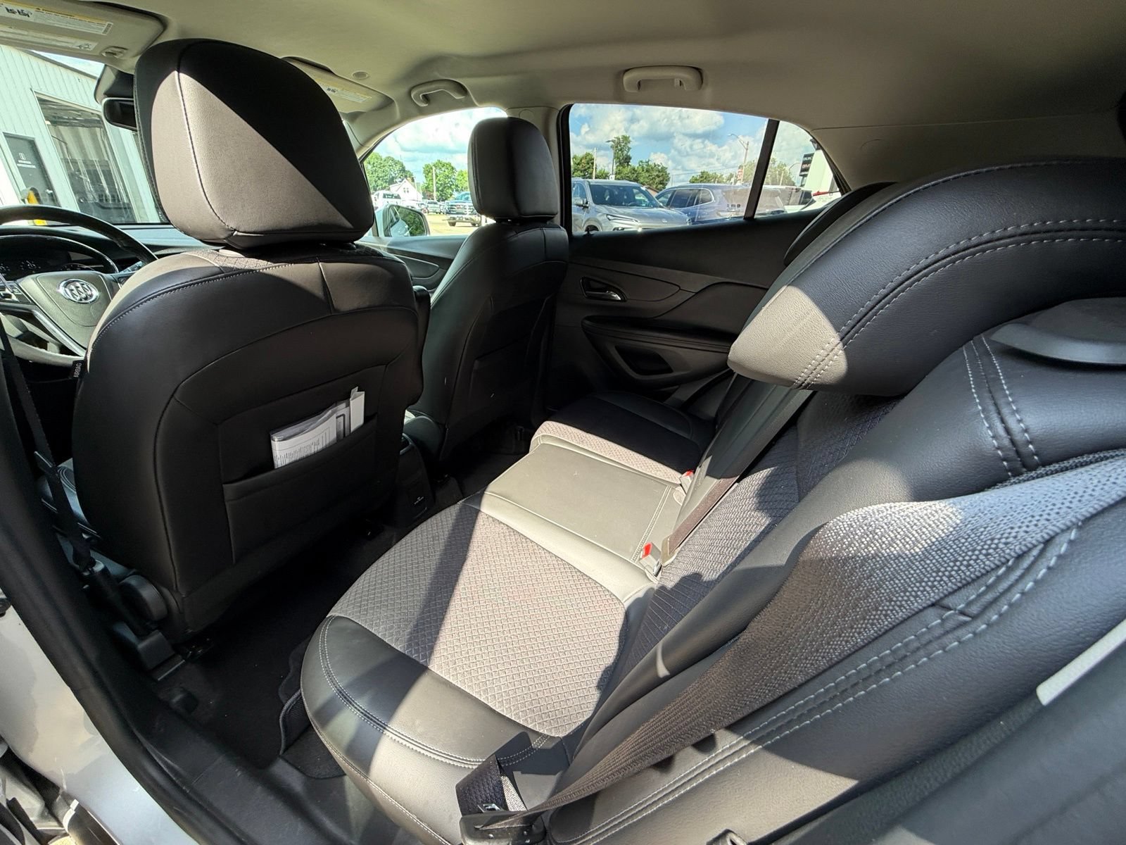 Used 2022 Buick Encore Preferred w/ Safety Package AWD/4WD image 24