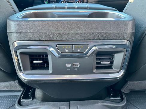 Used 2024 Chevrolet Silverado 1500 High Country w/ High Country Premium Package image 25