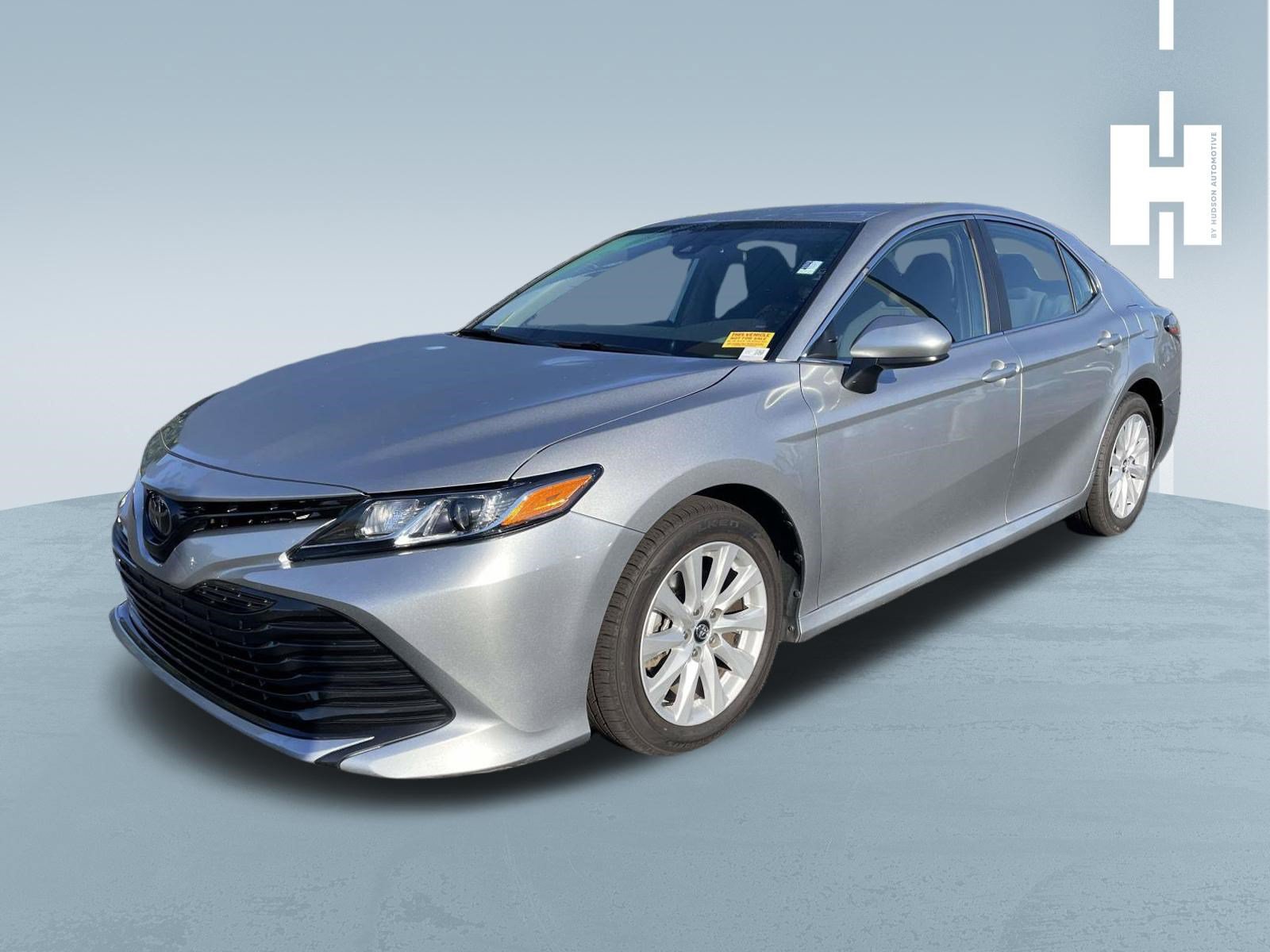 Used 2020 Toyota Camry LE FWD image 3
