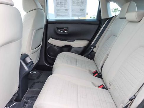 Used 2025 Honda HR-V LX image 19