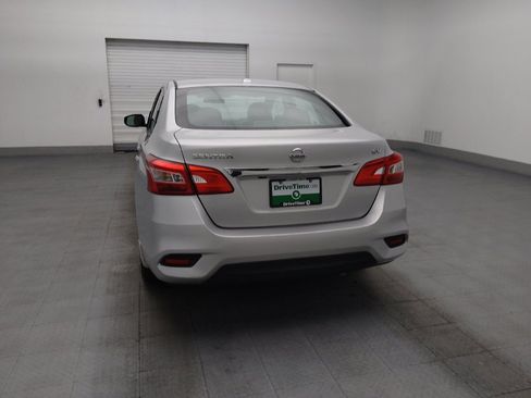 Used 2019 Nissan Sentra SV FWD image 6