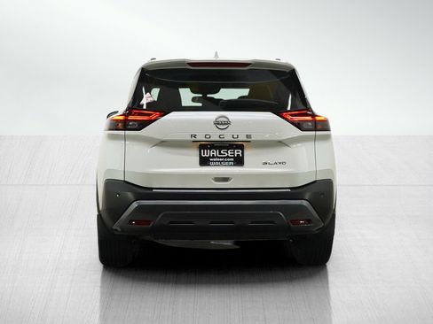 Used 2023 Nissan Rogue SL w/ SL Premium Package AWD/4WD image 4