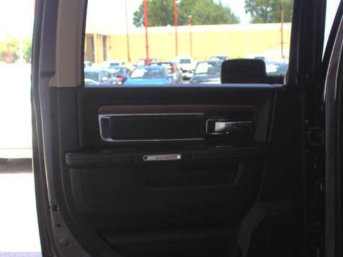 Used 2017 RAM 1500 Laramie w/ Convenience Group AWD/4WD image 15