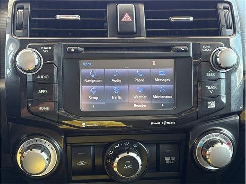 Used 2018 Toyota 4Runner TRD Off-Road Premium w/ Convenience Package AWD/4WD image 15