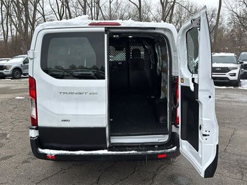Certified 2023 Ford Transit 250 Low Roof AWD w/ Exterior Upgrade Package image 24