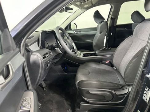 Used 2023 Hyundai Palisade SE image 11