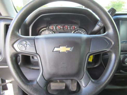 Used 2018 Chevrolet Silverado 1500 Custom w/ Trailering Package RWD image 21