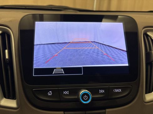 Used 2023 Chevrolet Malibu LT image 17