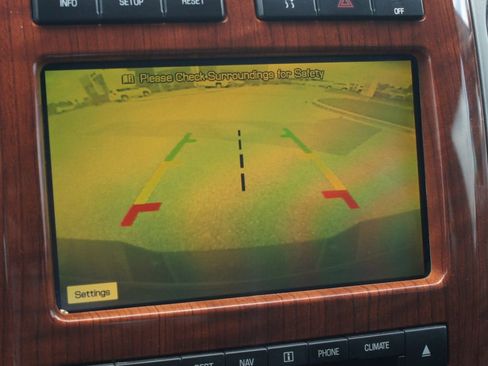 Used 2010 Ford F150 Lariat RWD image 7