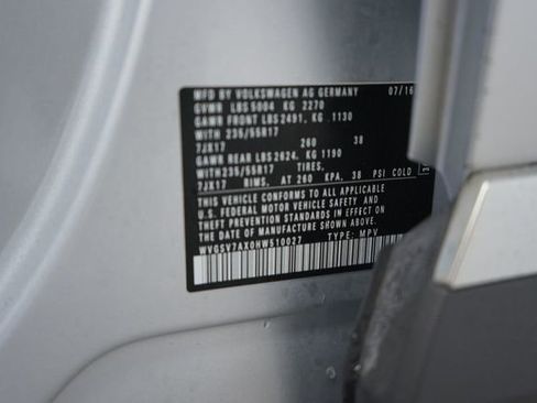 Used 2017 Volkswagen Tiguan Wolfsburg Edition image 28