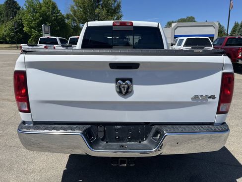 Used 2019 RAM 1500 Classic SLT AWD/4WD image 7