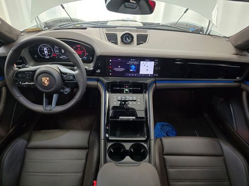 New 2026 Porsche Panamera GTS image 19