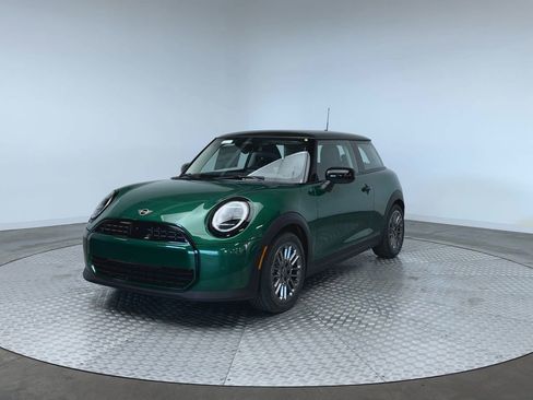 New 2026 MINI Cooper 2-Door Hardtop FWD image 4
