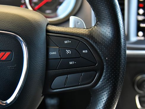 Used 2020 Dodge Charger Scat Pack w/ Dynamics Package RWD image 32