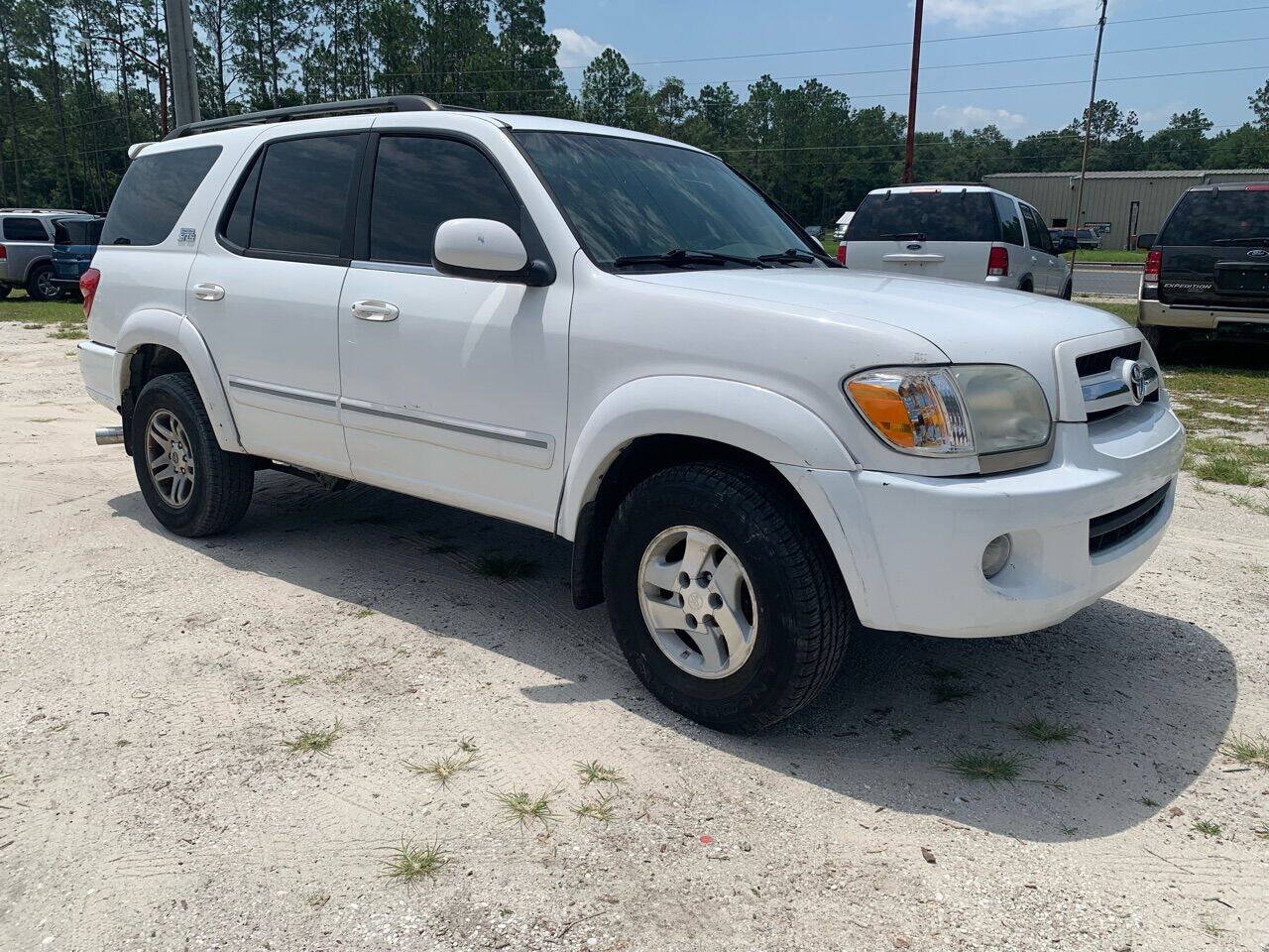 Used 2006 Toyota Sequoia SR5 RWD image 4