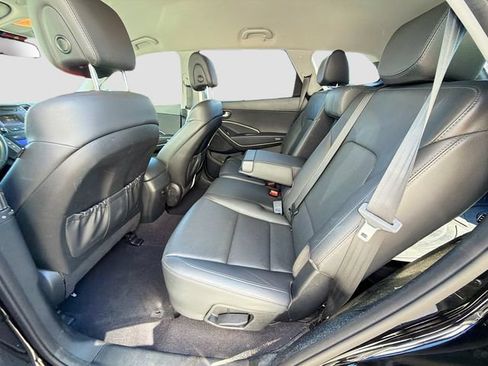 Used 2016 Hyundai Santa Fe SE w/ Option Group 02 FWD image 23