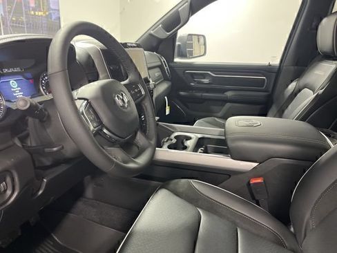 New 2026 RAM 1500 Laramie AWD/4WD image 10