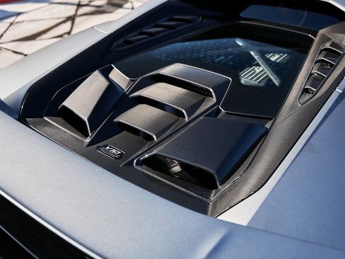 Used 2023 Lamborghini Huracan Tecnica image 21