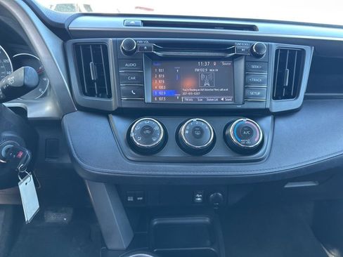 Used 2016 Toyota RAV4 LE image 20