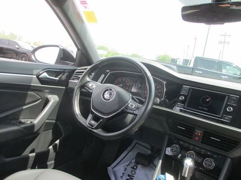 Used 2020 Volkswagen Jetta R-Line w/ R-Line Cold Weather Package image 22