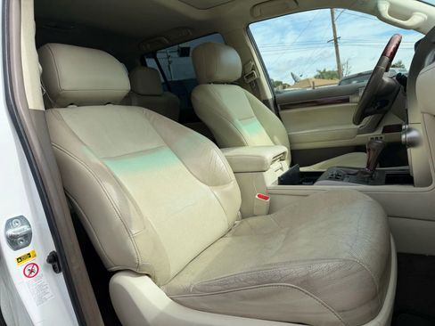 Used 2010 Lexus GX 460 image 17