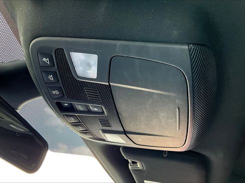 Used 2020 Ford Edge ST image 31