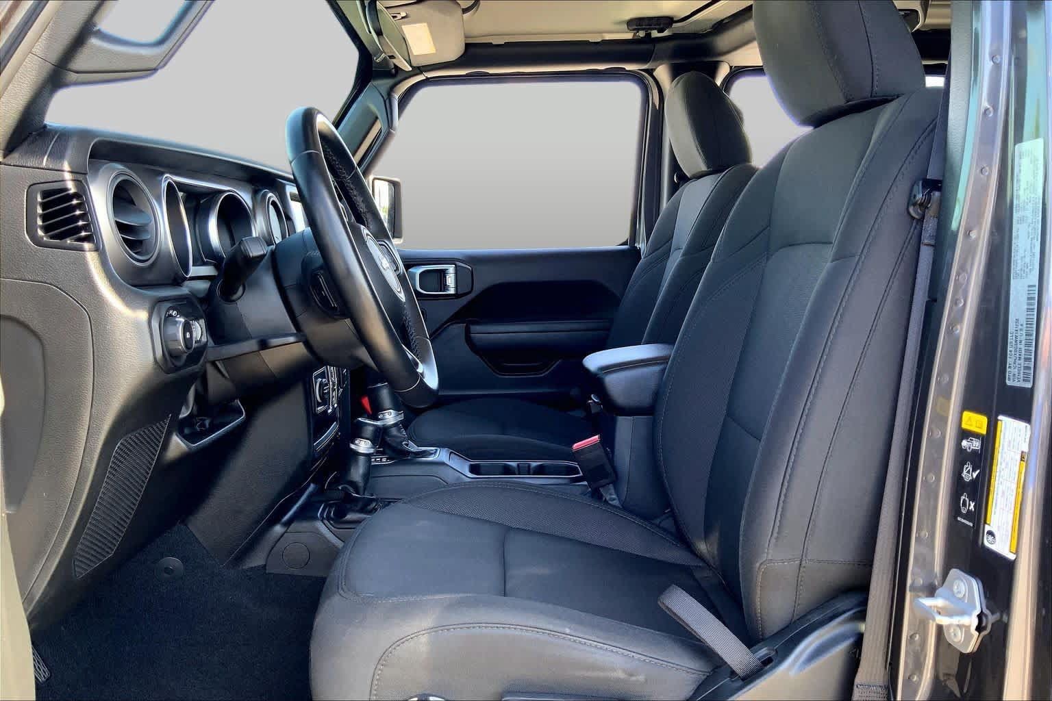 Used 2022 Jeep Wrangler Unlimited Sport AWD/4WD image 8