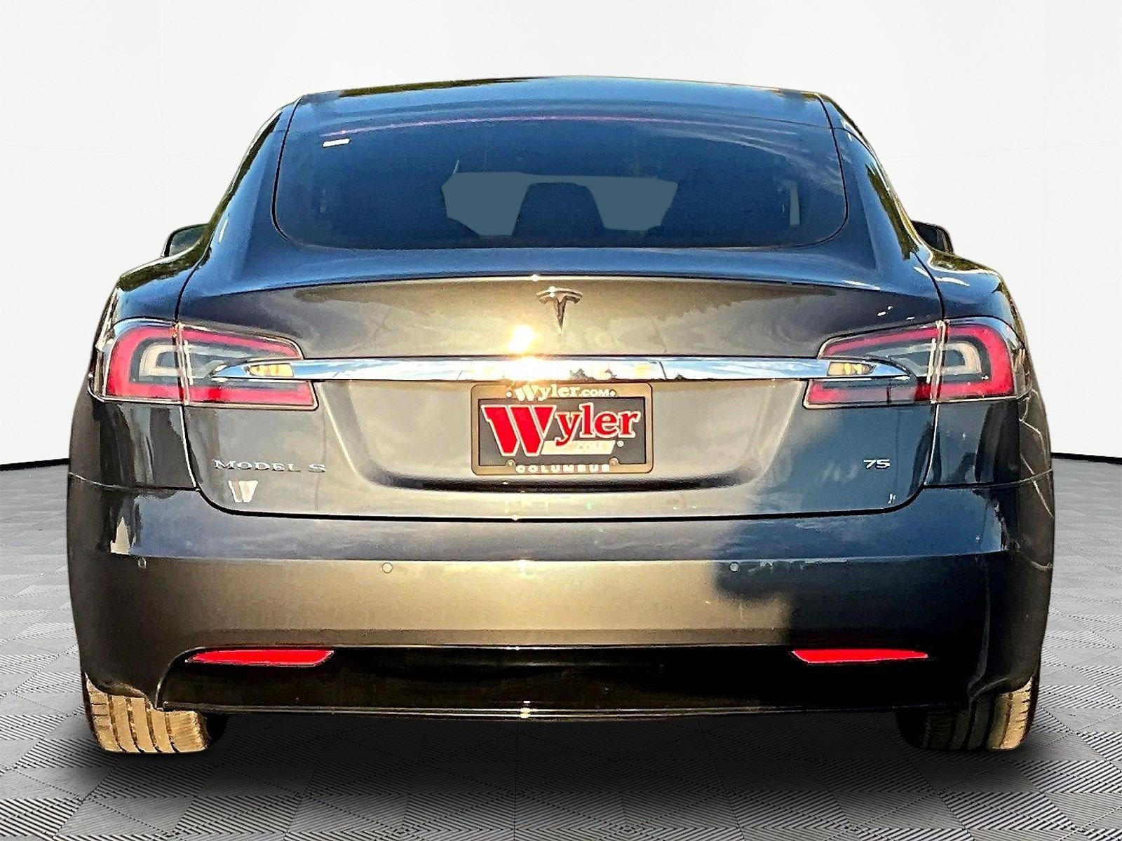 Used 2017 Tesla Model S 60 RWD image 5