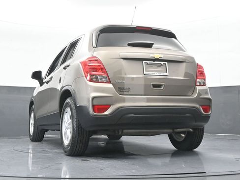 Used 2021 Chevrolet Trax LS w/ Tint and Cruise Package FWD image 56