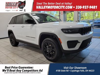 New 2025 Jeep Grand Cherokee Laredo