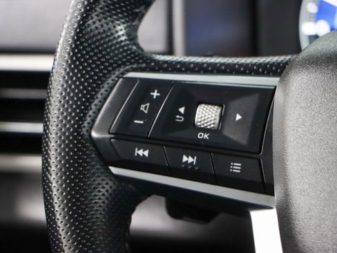 Used 2023 Mitsubishi Outlander SEL image 13