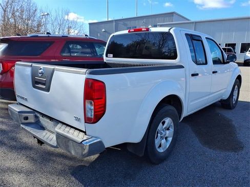 Used 2012 Nissan Frontier SV image 5