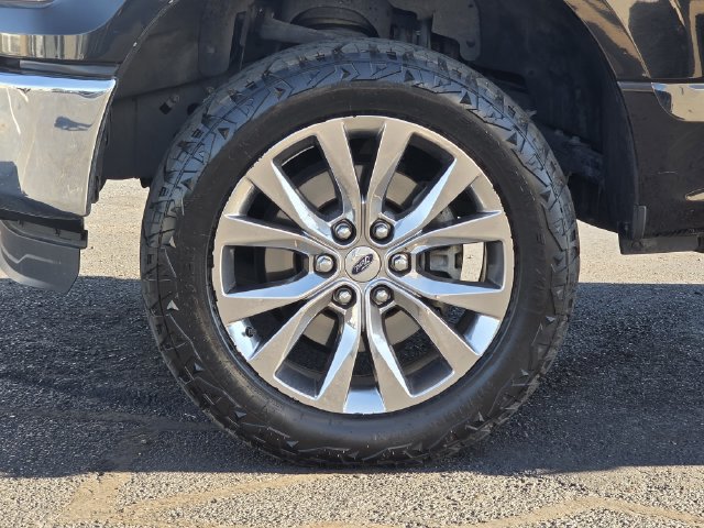 Used 2016 Ford F150 XLT w/ Equipment Group 302A Luxury AWD/4WD image 31