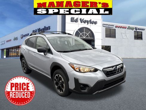 Used 2023 Subaru Crosstrek 2.0i image 1