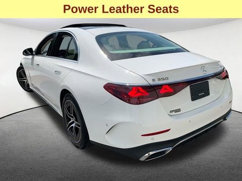 Used 2025 Mercedes-Benz E 350 4MATIC Sedan image 10