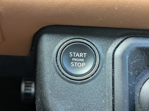 Used 2024 Land Rover Defender 130 X AWD/4WD image 28