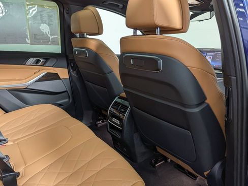 Used 2025 BMW X5 xDrive40i w/ M Sport Package AWD/4WD image 45