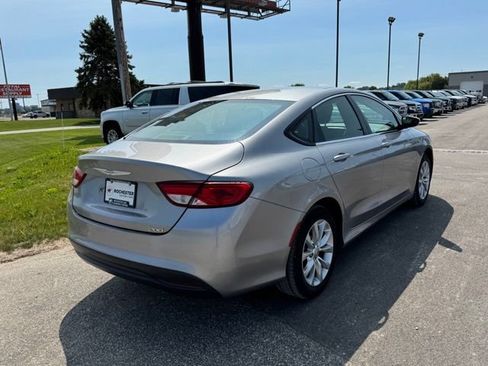 Used 2017 Chrysler 200 LX FWD image 34