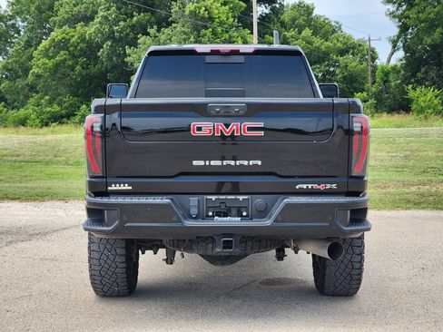 Used 2024 GMC Sierra 2500 AT4X AWD/4WD image 6