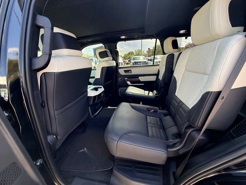Used 2024 Toyota Sequoia Capstone AWD/4WD image 20
