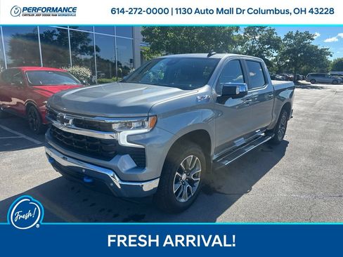 Used 2025 Chevrolet Silverado 1500 LT AWD/4WD image 7