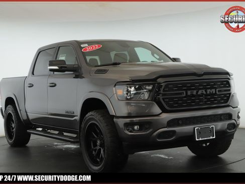 Used 2022 RAM 1500 Big Horn AWD/4WD image 1