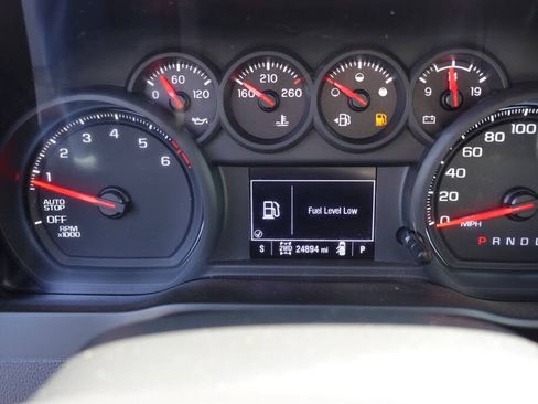 Used 2023 Chevrolet Silverado 1500 Custom AWD/4WD image 51